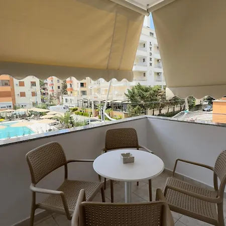 E2 Seaside Appartement