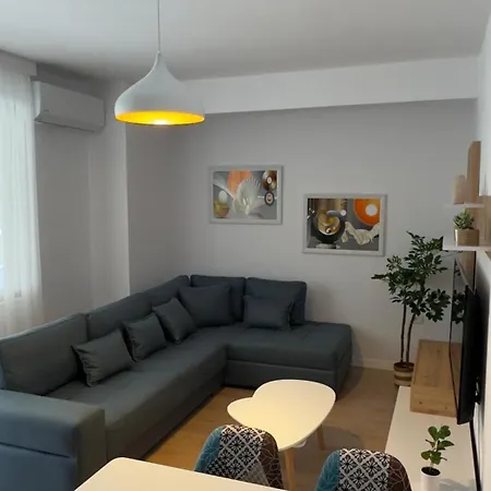 E2 Seaside